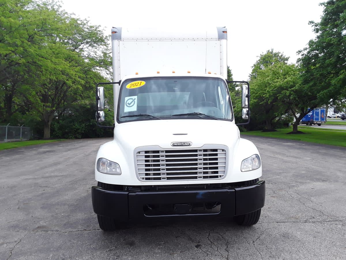 2021 Freightliner M2 106 in Hilliard, OH — photo 2