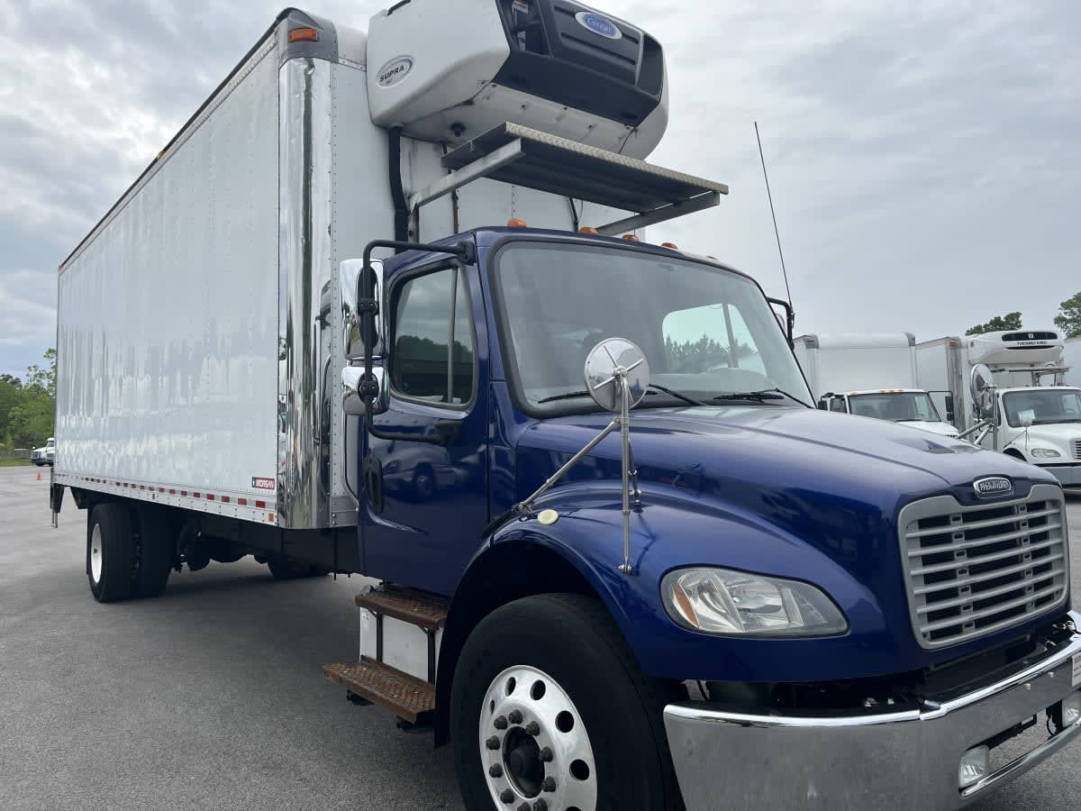 2018 Freightliner M2 106 in Beltsville, MD — photo 3