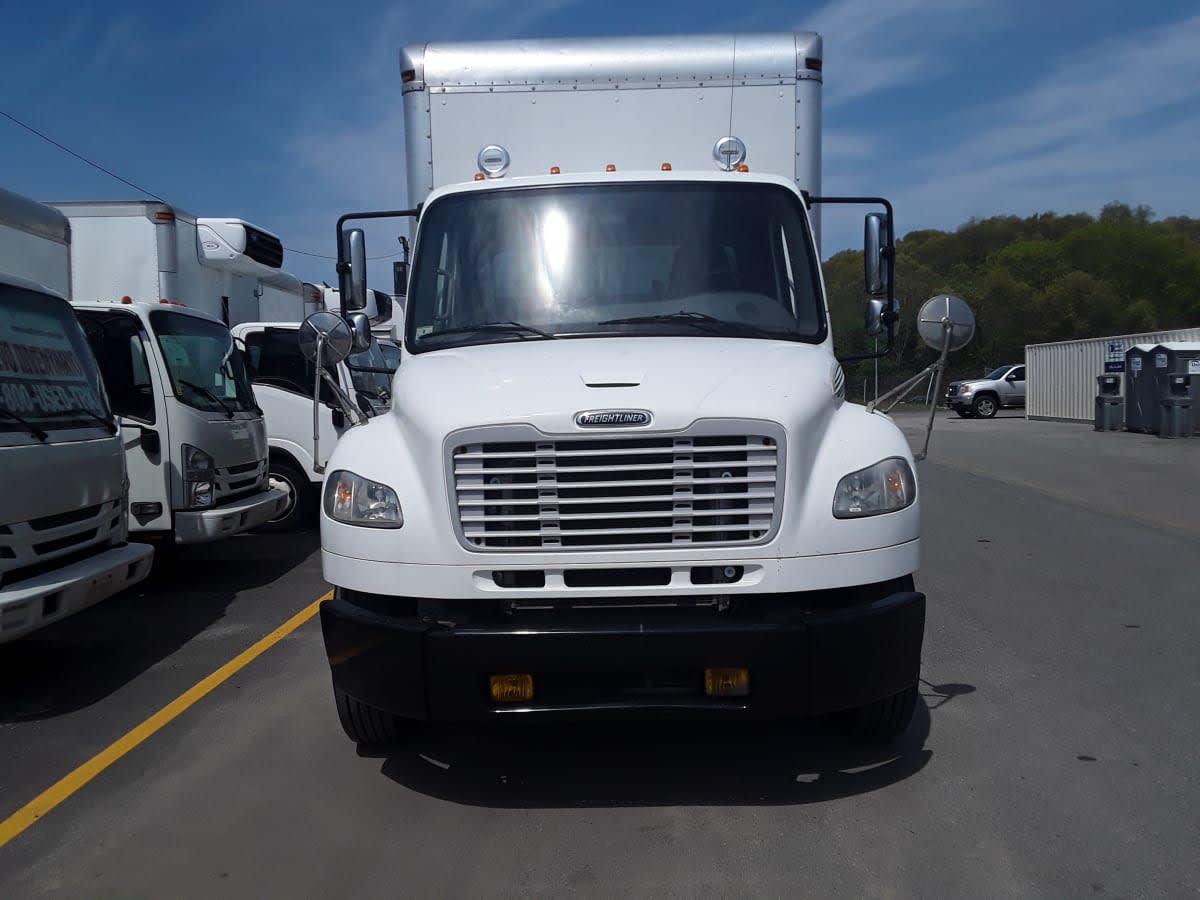 2018 Freightliner M2 106 in Salisbury, MA — photo 2