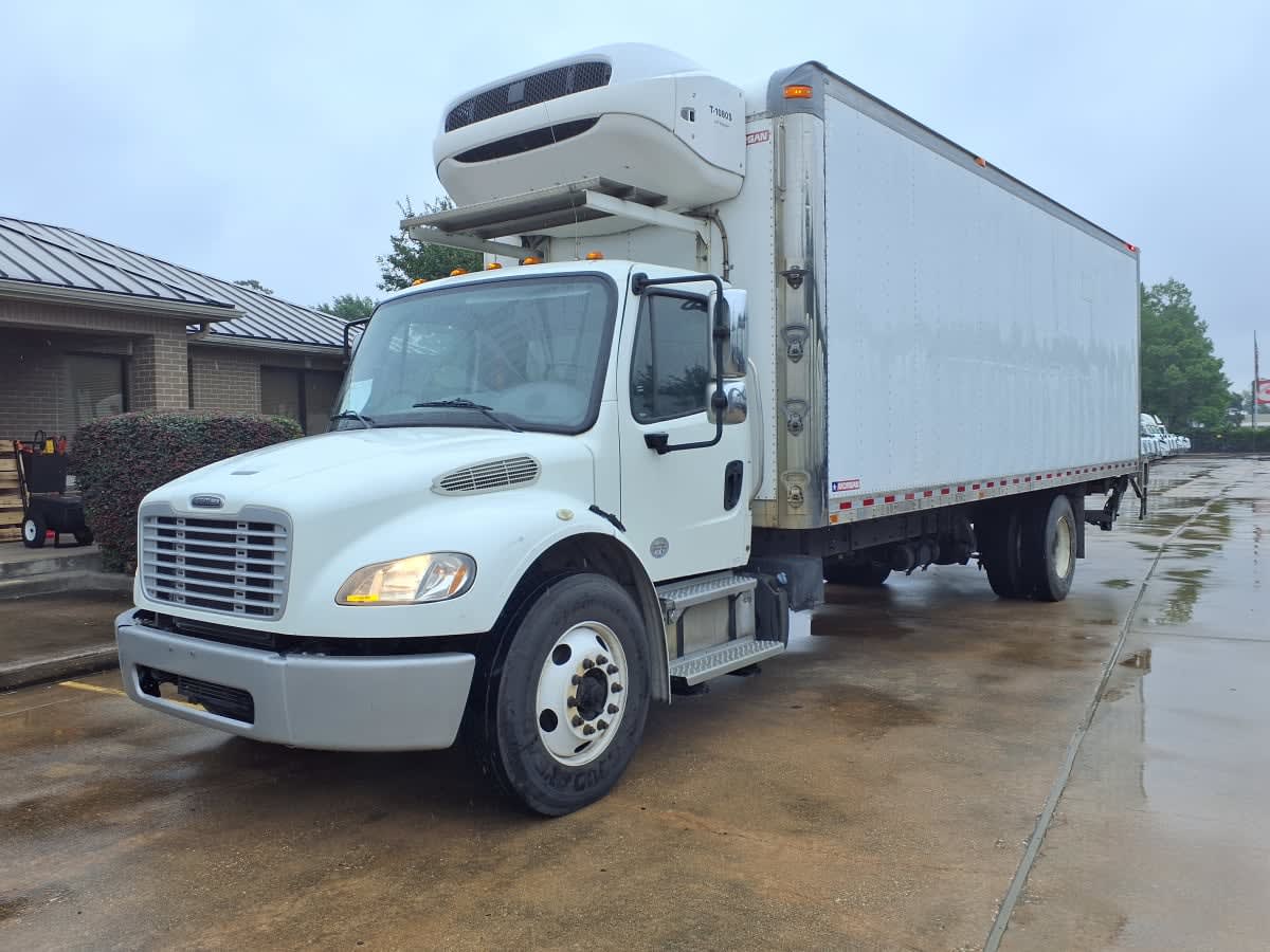 2018 Freightliner M2 106