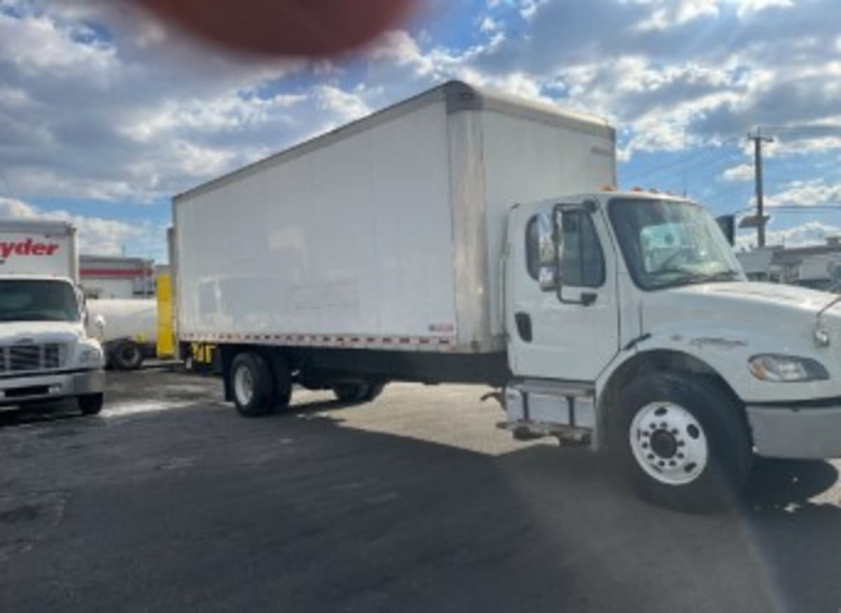 2018 Freightliner M2 106