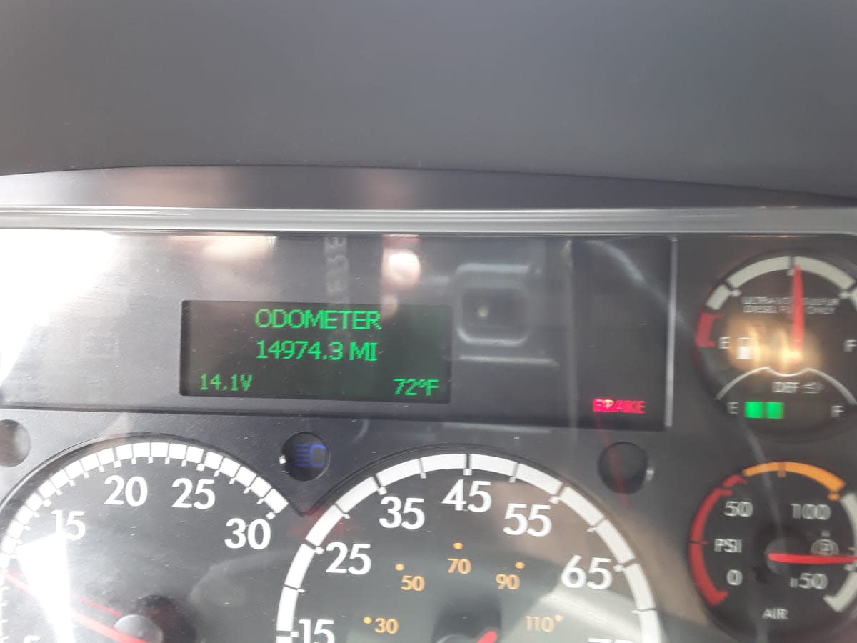 2018 Freightliner M2 106 in Salisbury, MA — photo 12