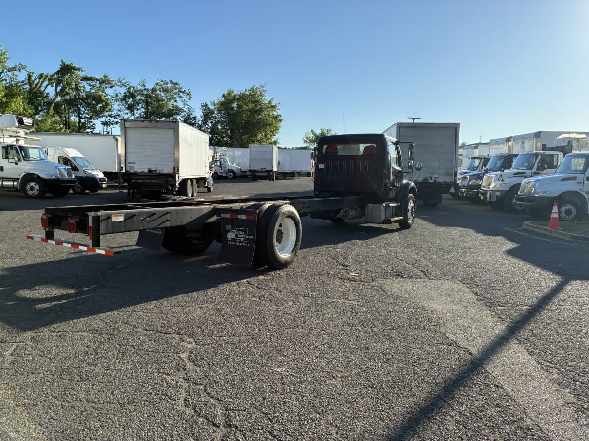 2018 Freightliner M2 106 in Newark, NJ — photo 4