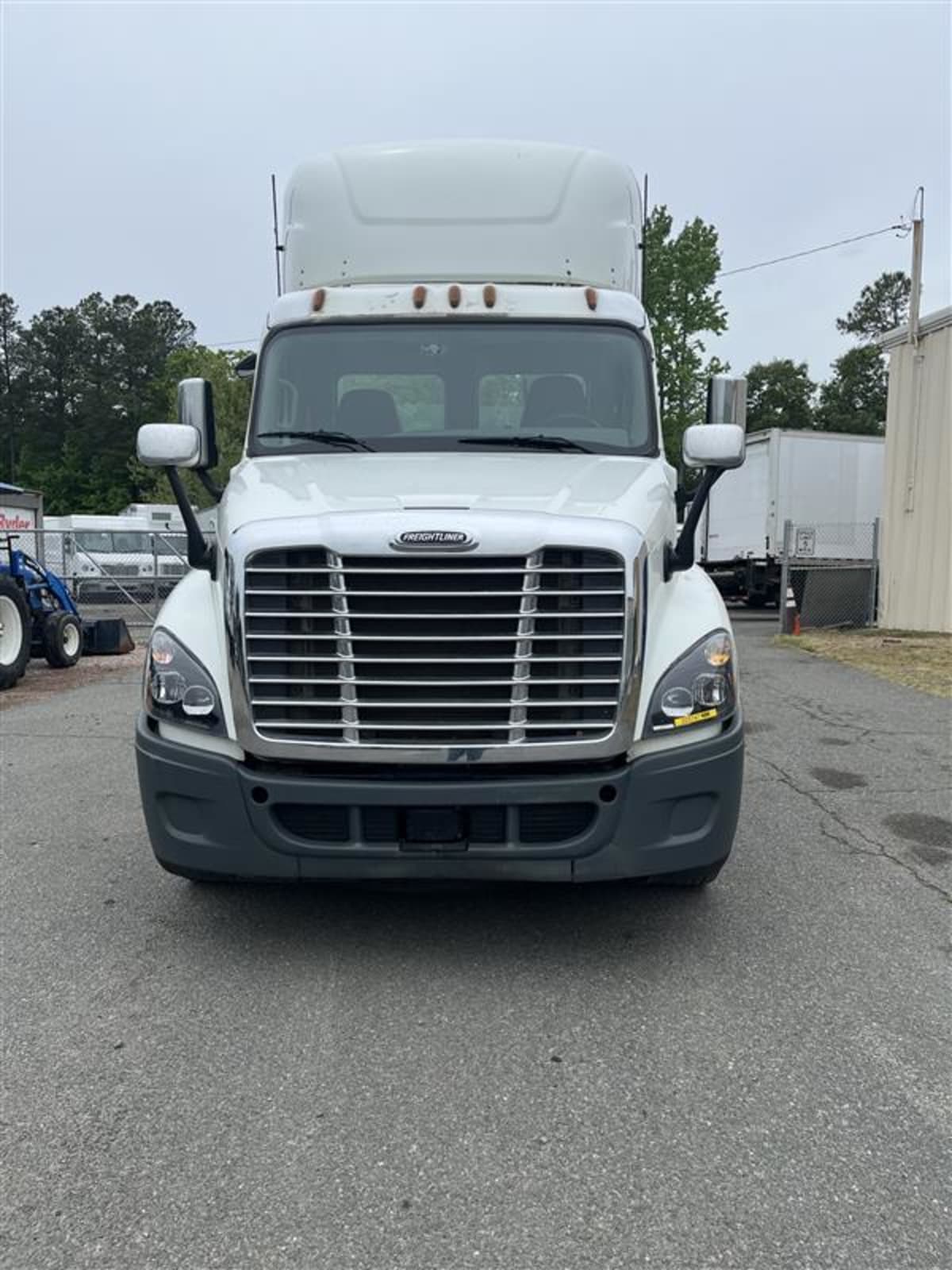 2018 Freightliner Cascadia in Ashland, VA — photo 2