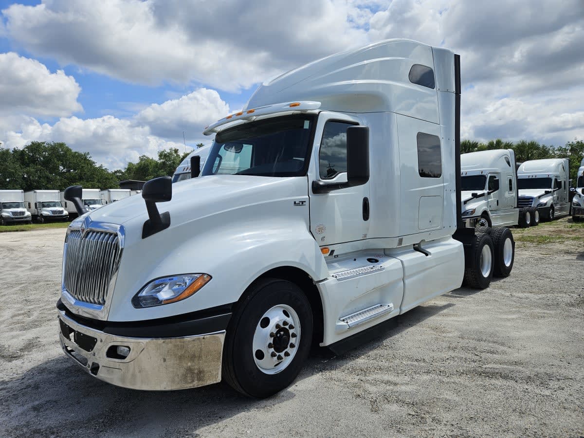 2019 International LT