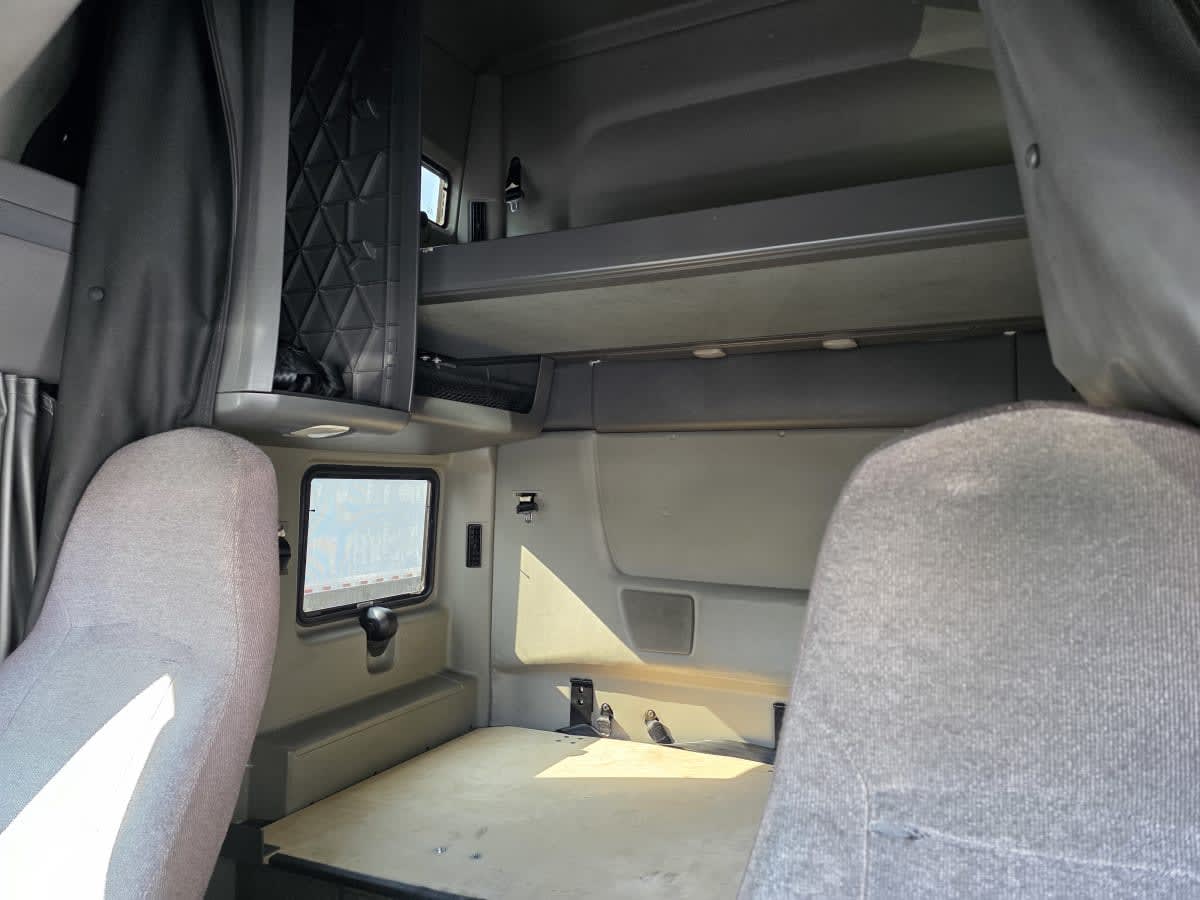 2020 International LT in Bensalem, PA — photo 8