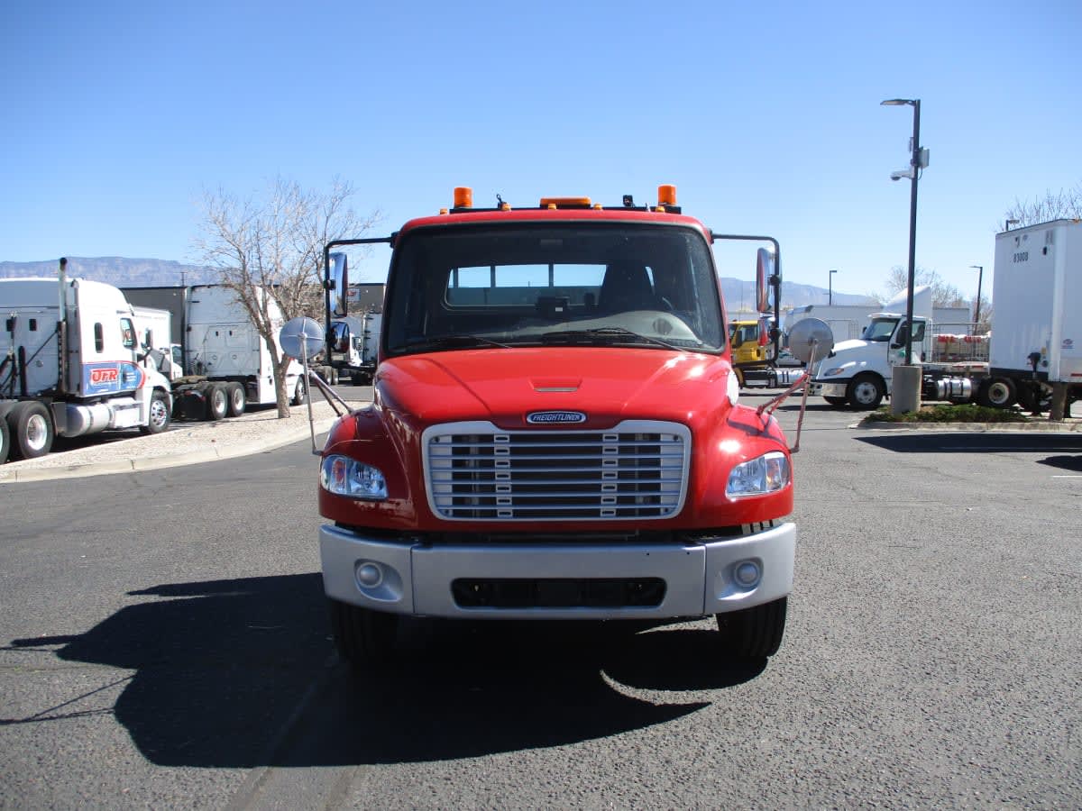 2020 Freightliner M2 106 in Commerce City, CO — photo 2