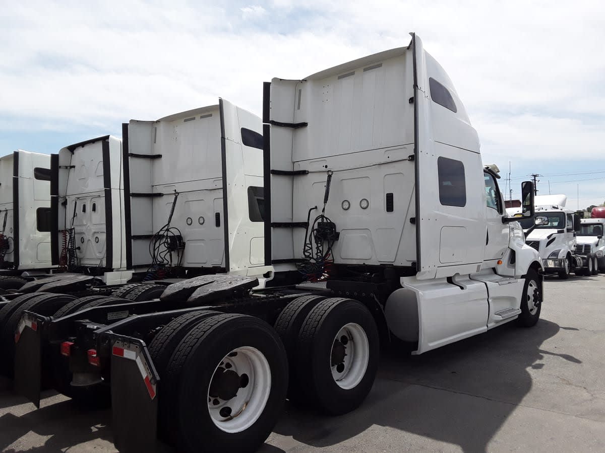 2020 International LT in Montebello, CA — photo 4