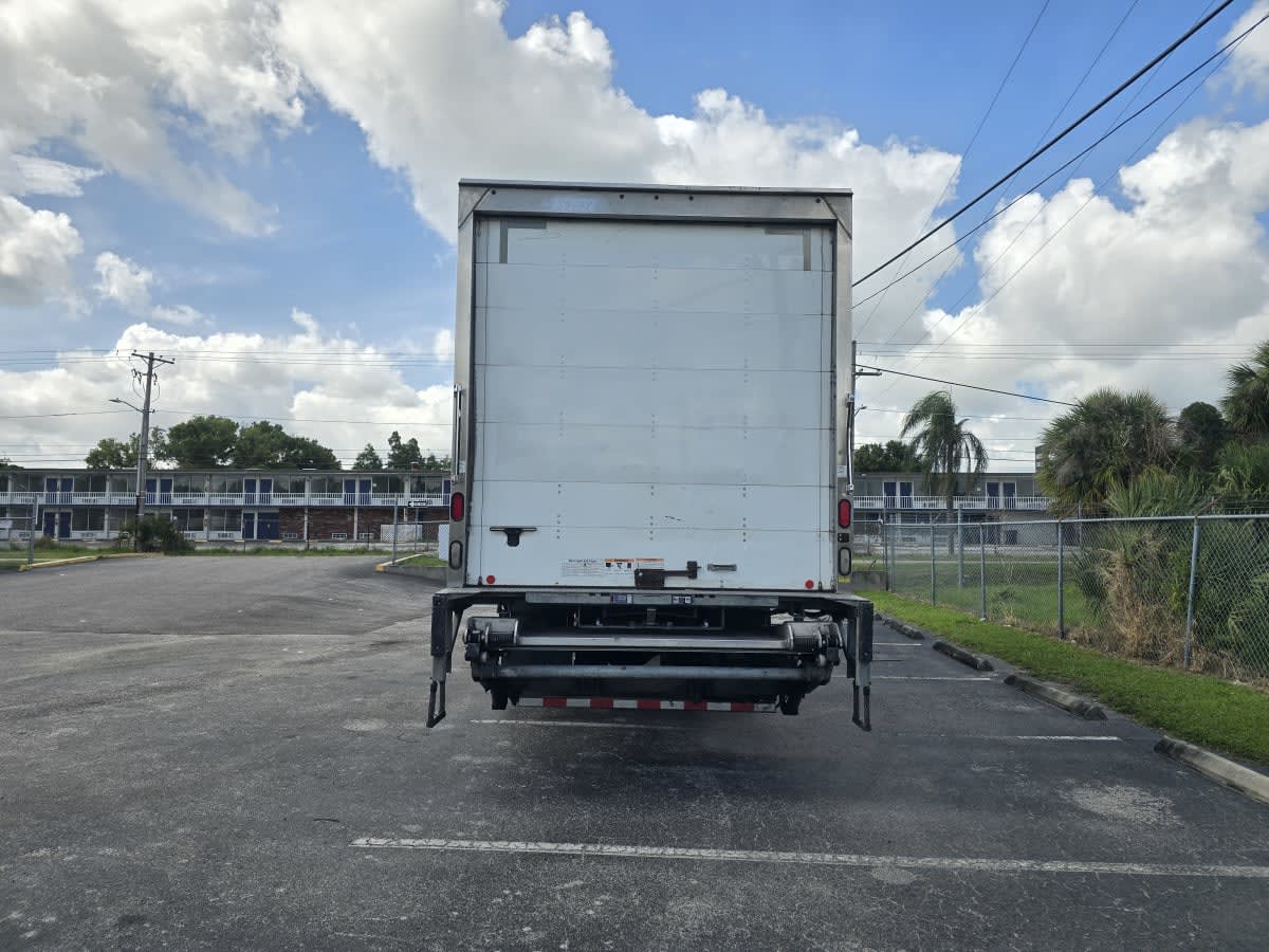 2019 International MV in Tampa, FL — photo 5