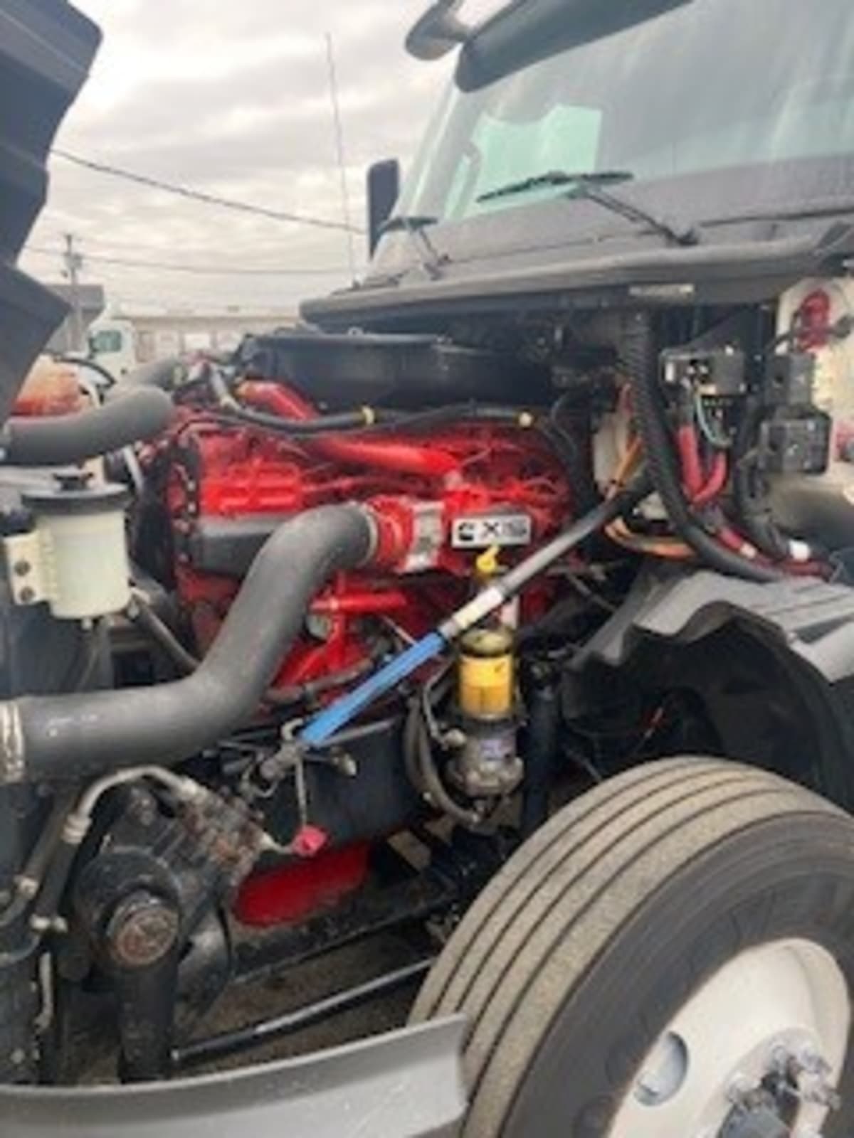 2020 International LT in Newark, NJ — photo 9