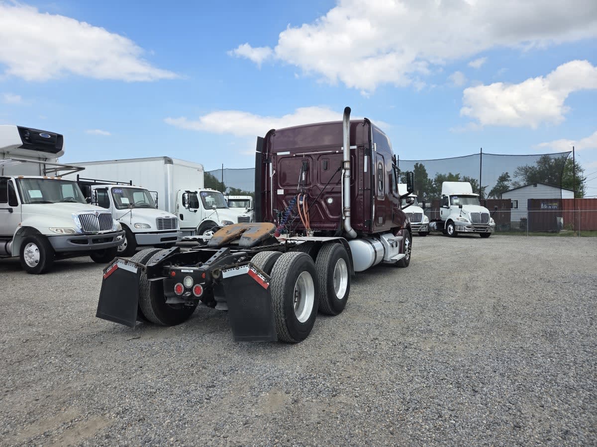 2020 Freightliner Cascadia in St. Rose, LA — photo 4