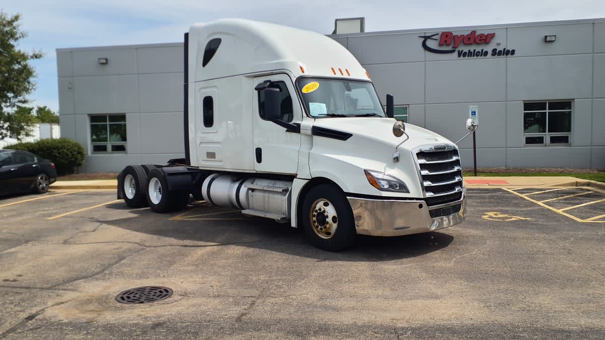 2020 Freightliner Cascadia in Bolingbrook, IL — photo 3