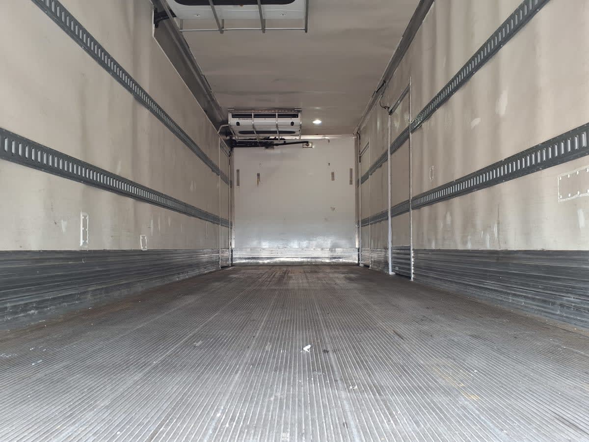 2020 Freightliner M2 106 in Dallas, TX — photo 9