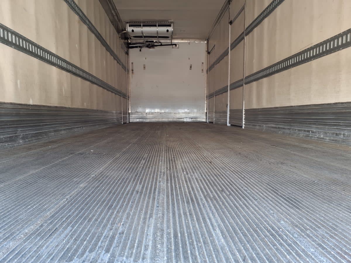 2020 Freightliner M2 106 in Dallas, TX — photo 9