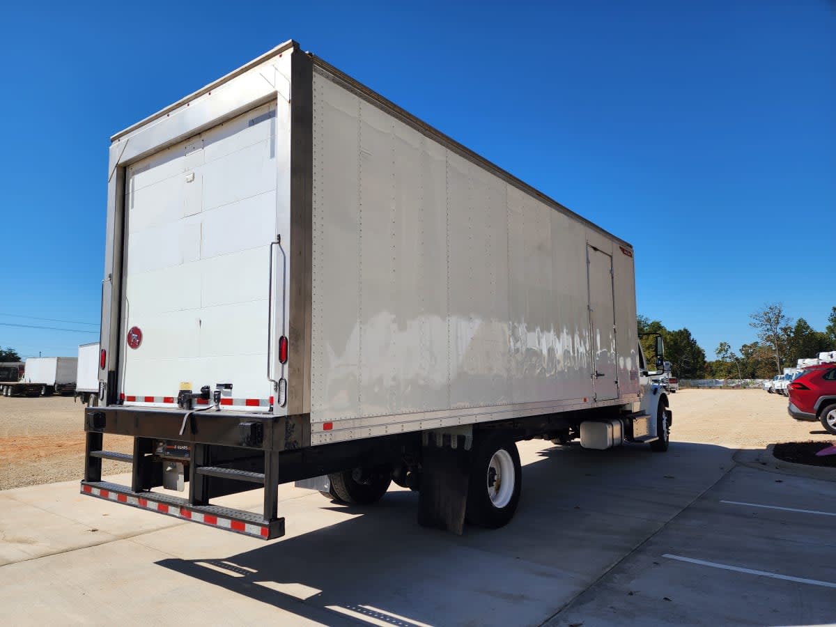 2020 Freightliner M2 106 in Greensboro, NC — photo 4