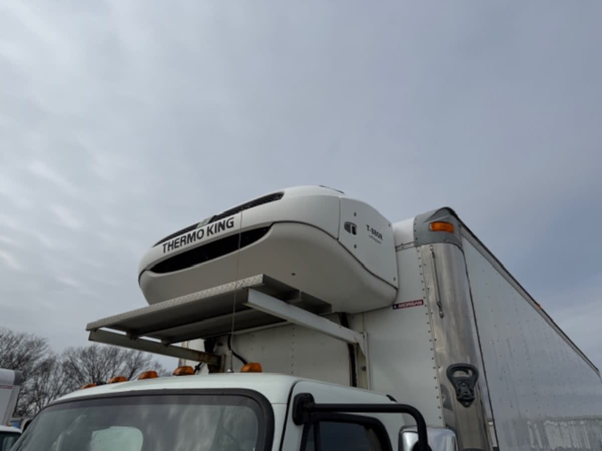 2020 Freightliner M2 106 in Farmingdale, NY — photo 7