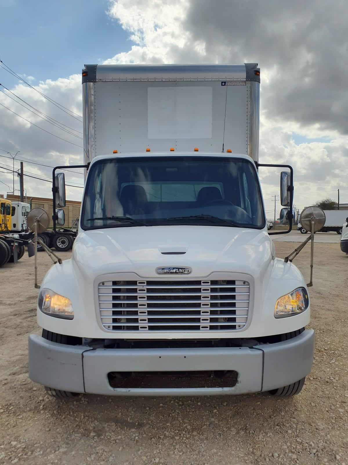 2020 Freightliner M2 106 in Converse, TX — photo 2