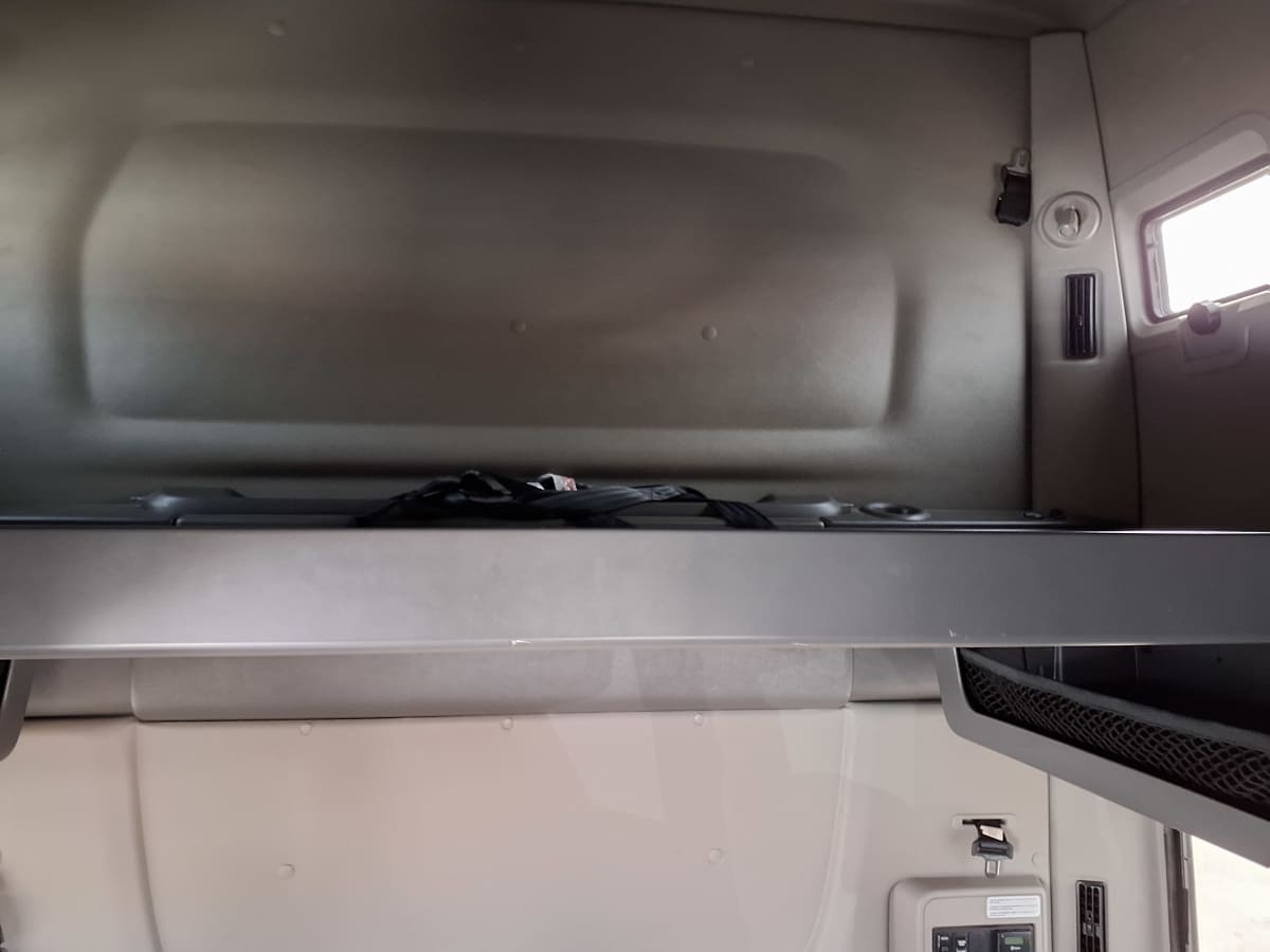 2020 International LT in Warwick, RI — photo 11