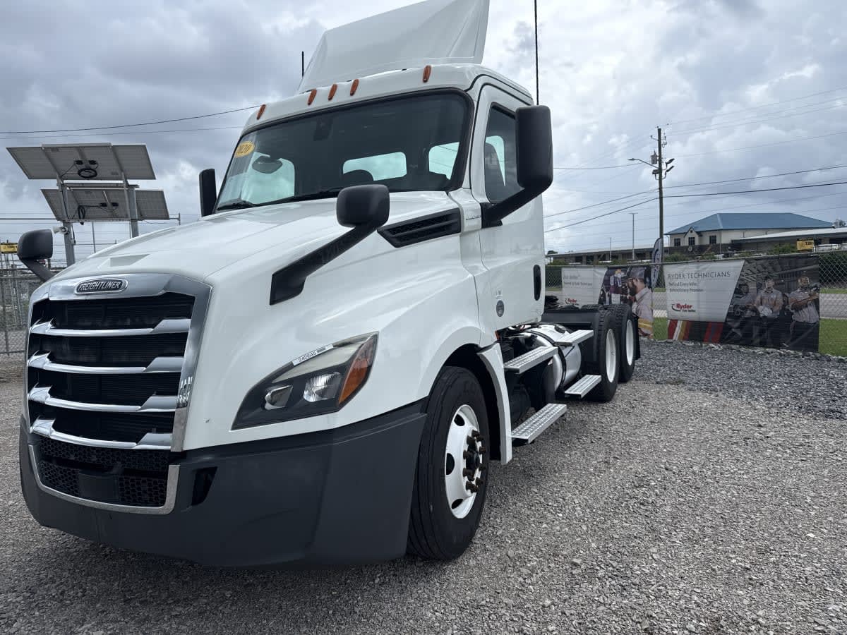 2020 Freightliner Cascadia