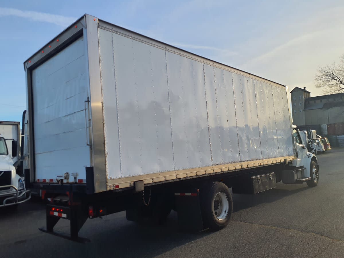 2020 Freightliner M2 106 in Springfield, MA — photo 4