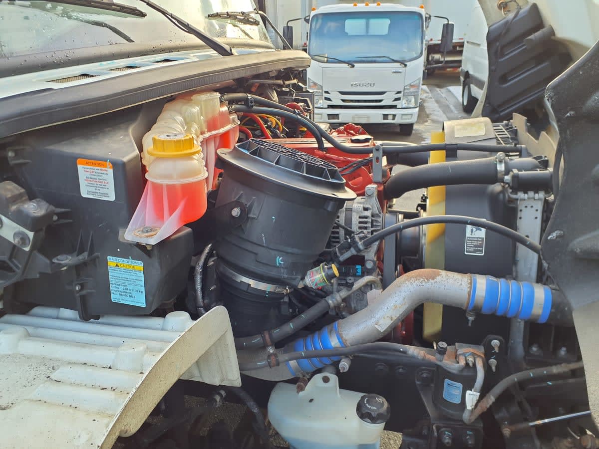 2020 Freightliner M2 106 in Springfield, MA — photo 12