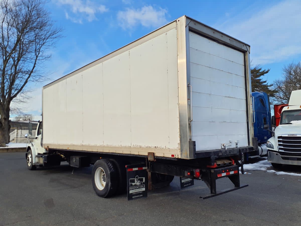 2020 Freightliner M2 106 in Springfield, MA — photo 6