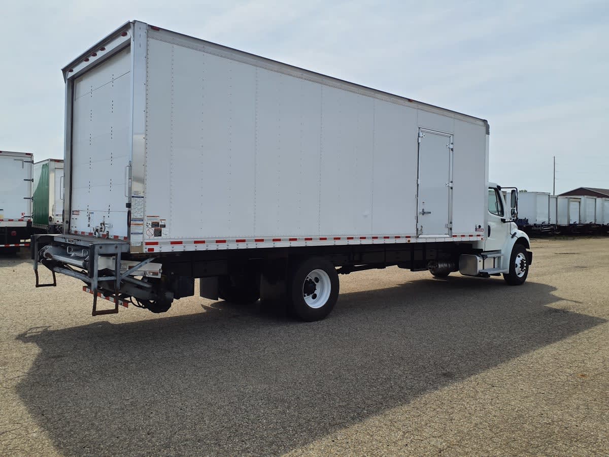 2020 Freightliner M2 106 in Wayland, MI — photo 4