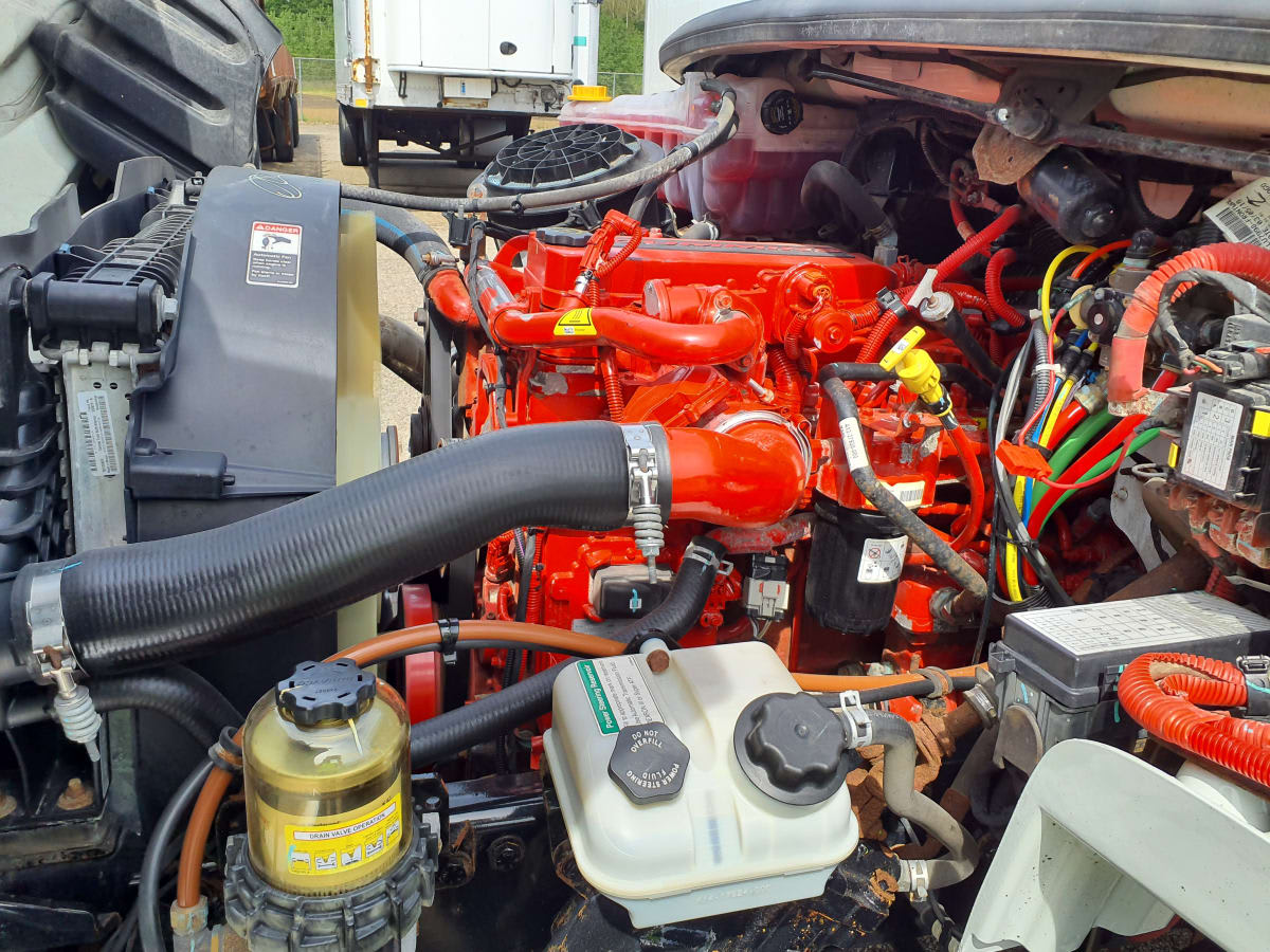 2020 Freightliner M2 106 in Wayland, MI — photo 9