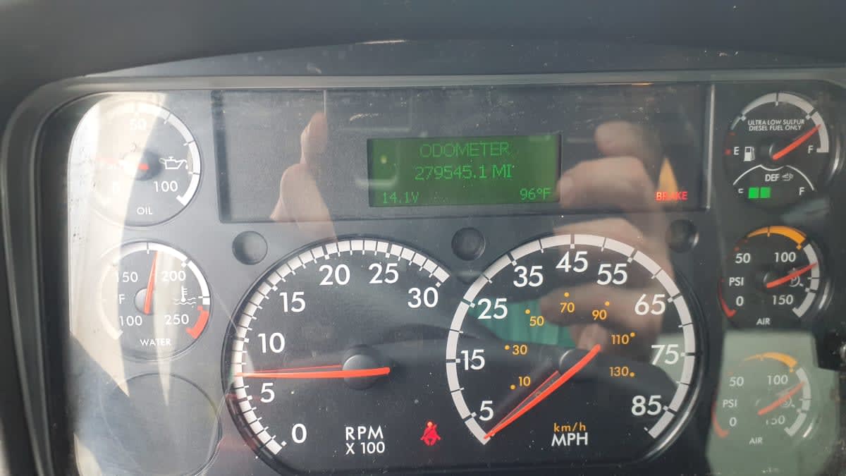 2020 Freightliner M2 106 in Springfield, MA — photo 10
