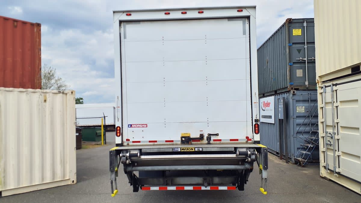 2020 Freightliner M2 106 in Springfield, MA — photo 5