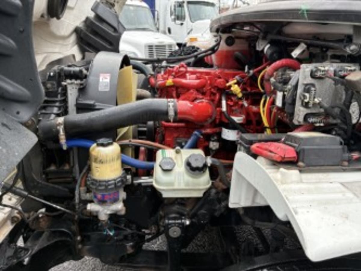 2020 Freightliner M2 106 in Newark, NJ — photo 10