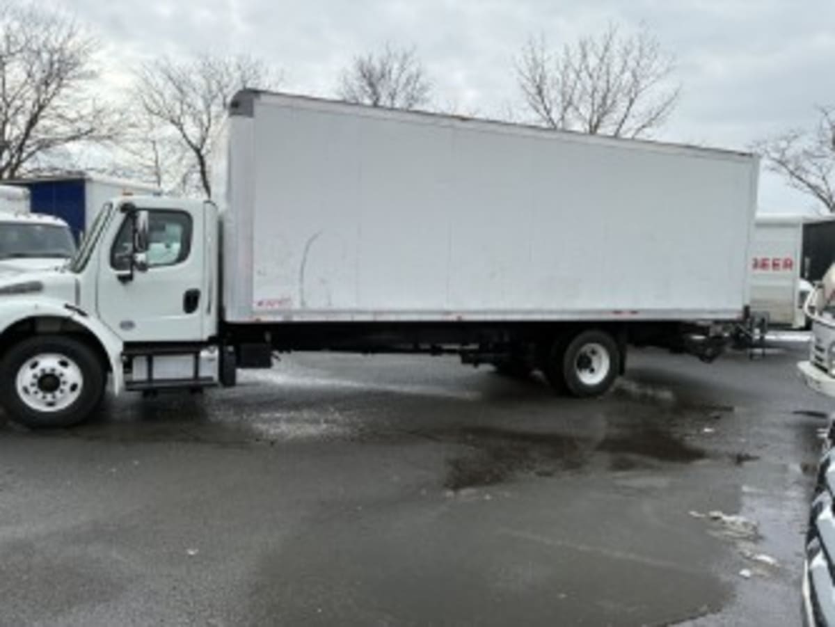 2020 Freightliner M2 106 in Newark, NJ — photo 14