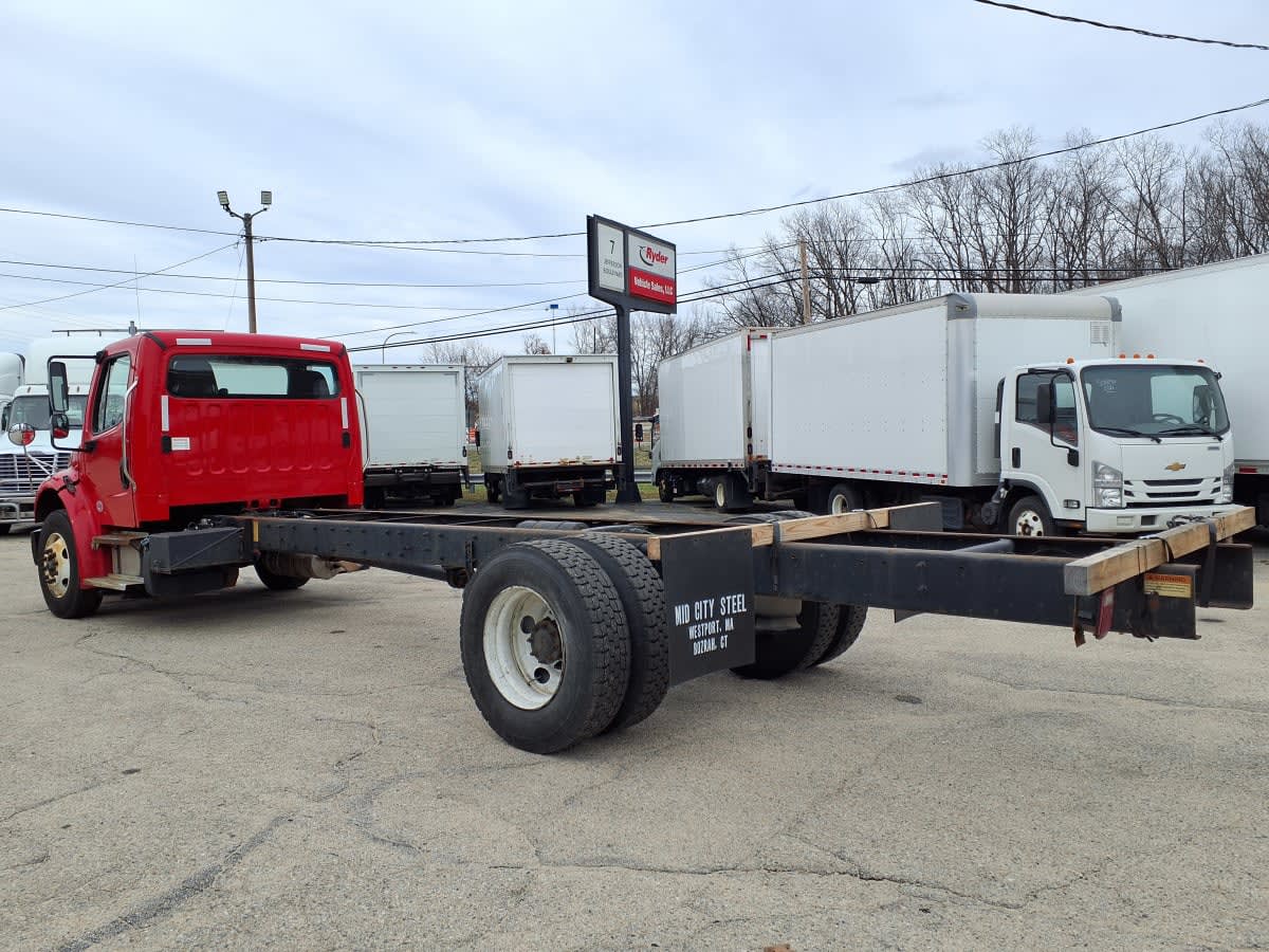2020 Freightliner M2 106 in Warwick, RI — photo 6
