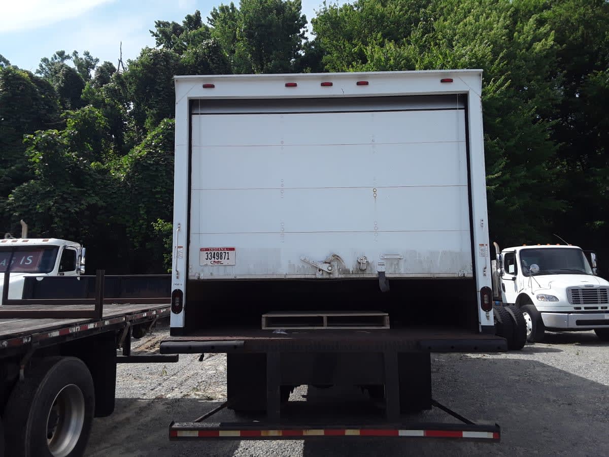 2020 Freightliner M2 106 in Charlotte, NC — photo 5