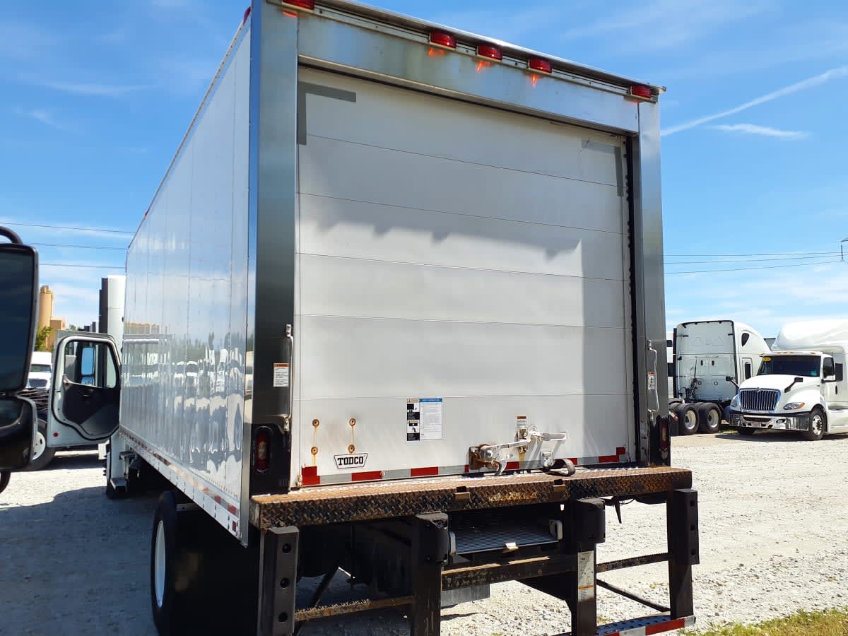 2020 Freightliner M2 106 in Indianapolis, IN — photo 6
