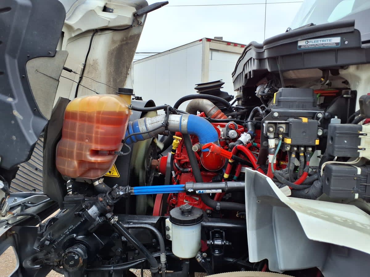 2020 International MV in Commerce City, CO — photo 10