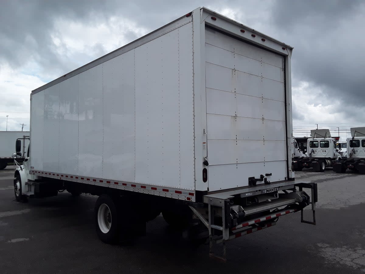 2020 Freightliner M2 106 in La Vergne, TN — photo 6