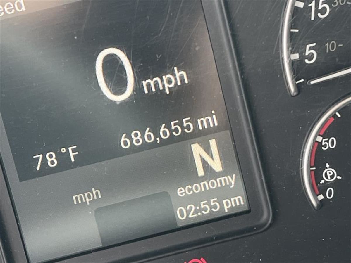 2020 Freightliner Cascadia in Beltsville, MD — photo 11