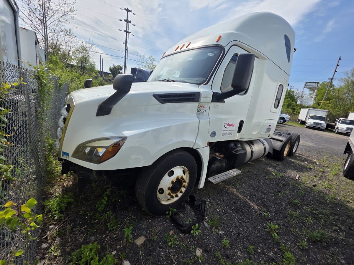 2020 Freightliner Cascadia