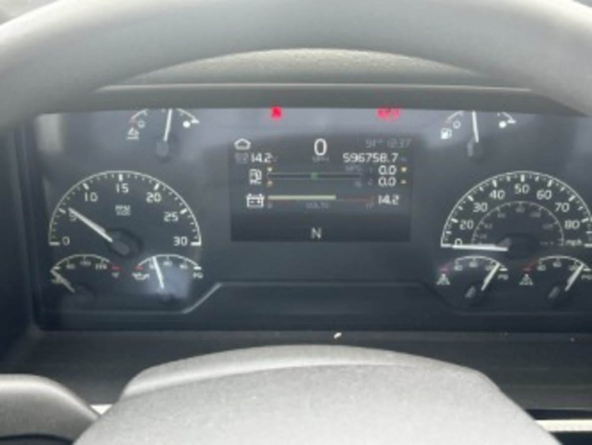 2020 Volvo in Newark, NJ — photo 11