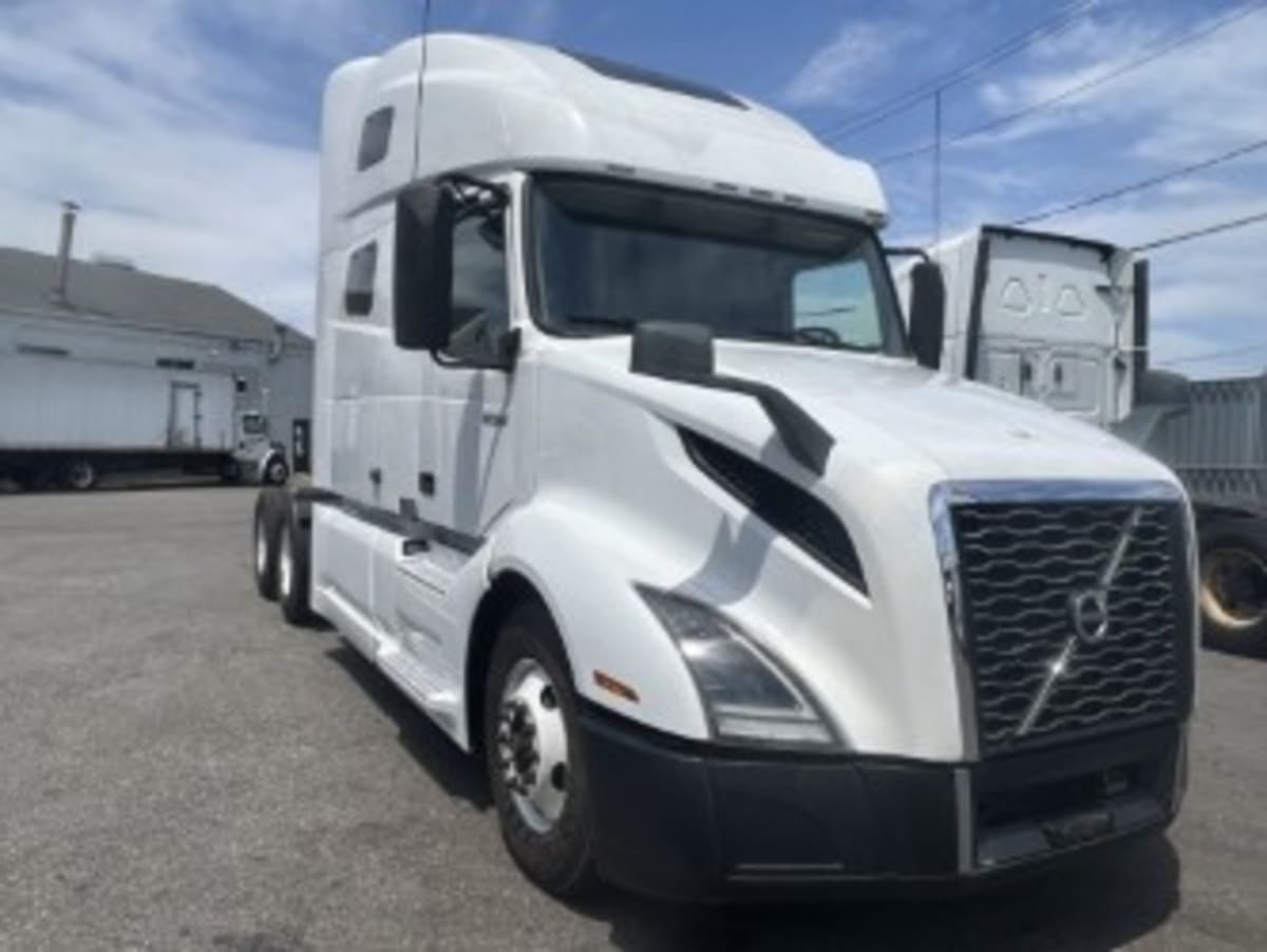 2020 Volvo