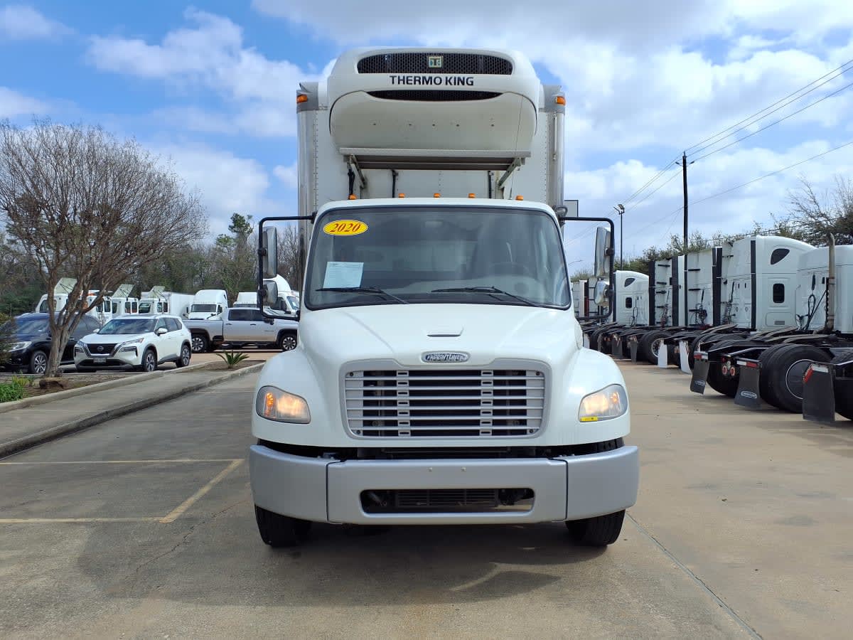 2020 Freightliner M2 106 in Houston, TX — photo 2