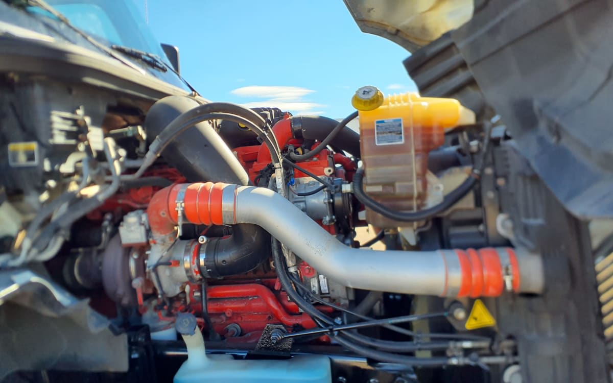 2020 International LT in Commerce City, CO — photo 11