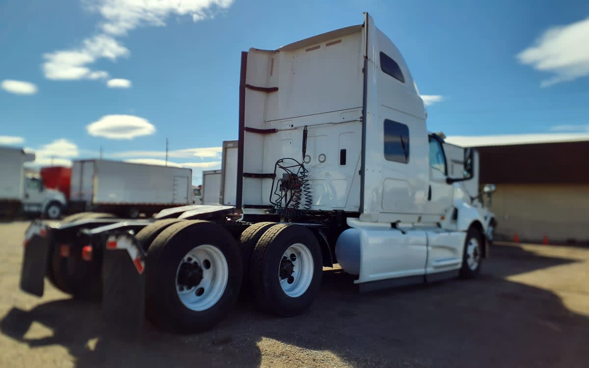2020 International LT in Commerce City, CO — photo 4