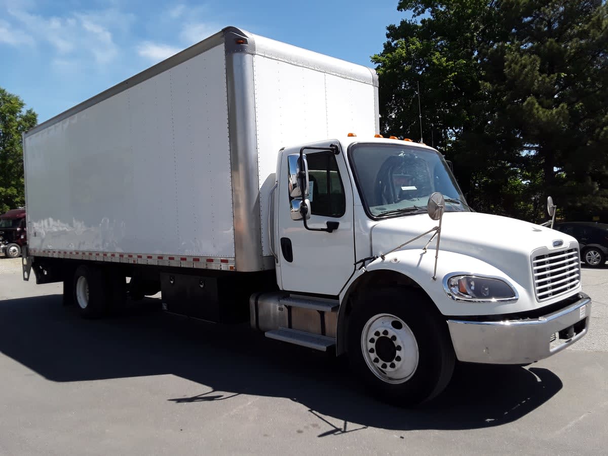 2021 Freightliner M2 106 in Charlotte, NC — photo 3
