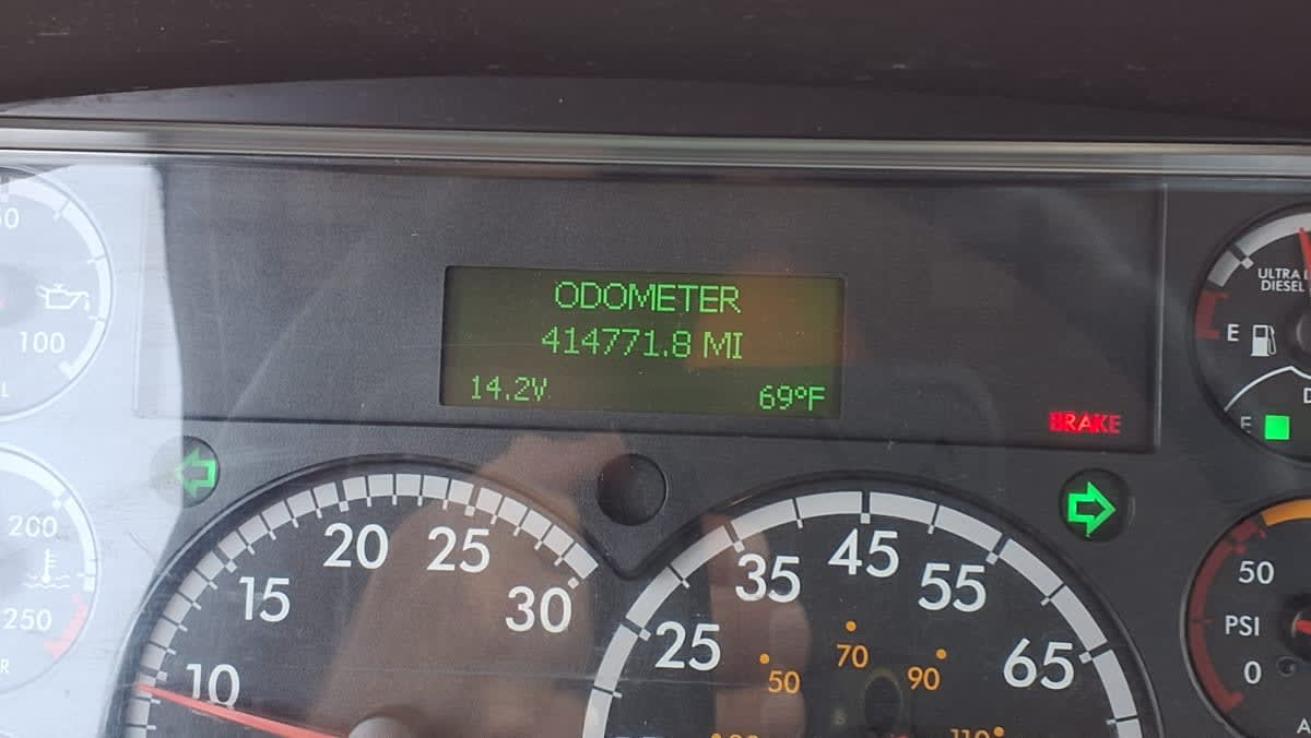 2020 Freightliner M2 106 in Salisbury, MA — photo 10
