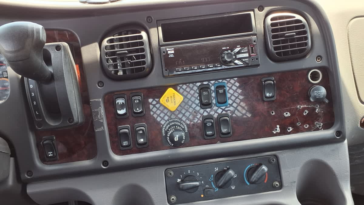 2020 Freightliner M2 106 in Salisbury, MA — photo 12