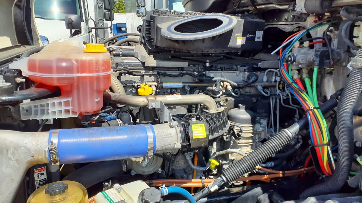 2020 Freightliner Cascadia in Bolingbrook, IL — photo 9