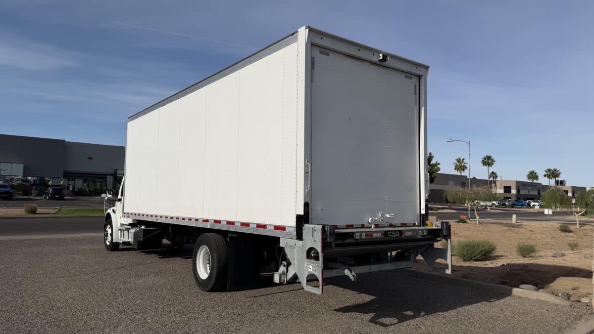 2021 Freightliner M2 106 in Phoenix, AZ — photo 6