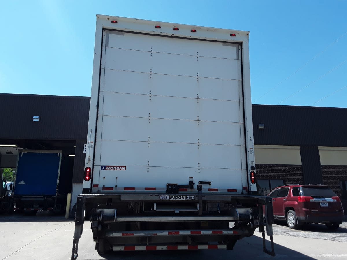 2020 Freightliner M2 106 in Kansas City, MO — photo 5